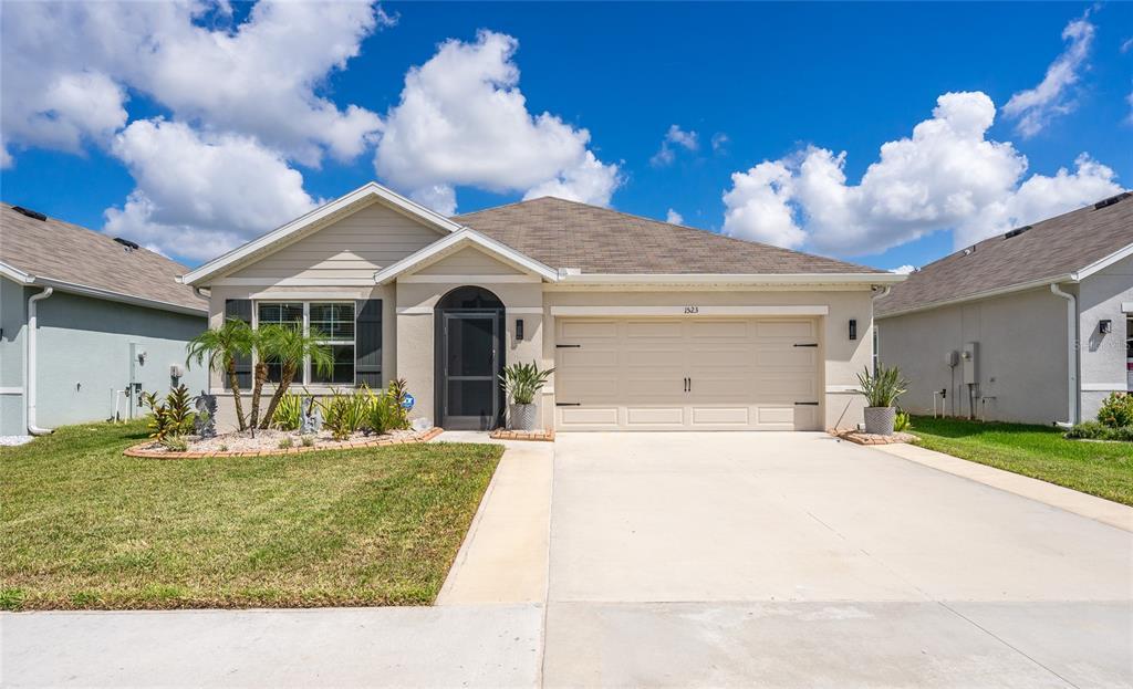 Picture of 1523 Glen Grove Loop, Wesley Chapel, FL 33543