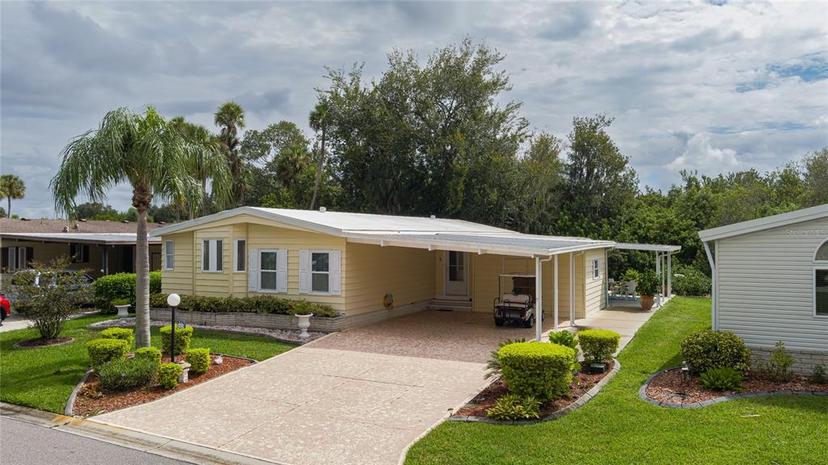 Picture of 8454 Imperial Circle, Palmetto FL 34221