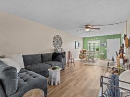 Picture of 1250 S Pinellas Avenue Unit 405, Tarpon Springs, FL 34689