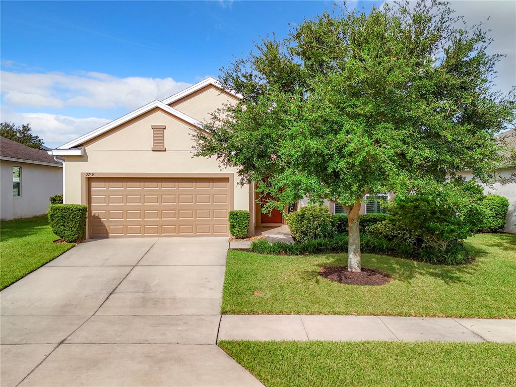 Picture of 2769 Limerick Circle, Grand Island, FL 32735