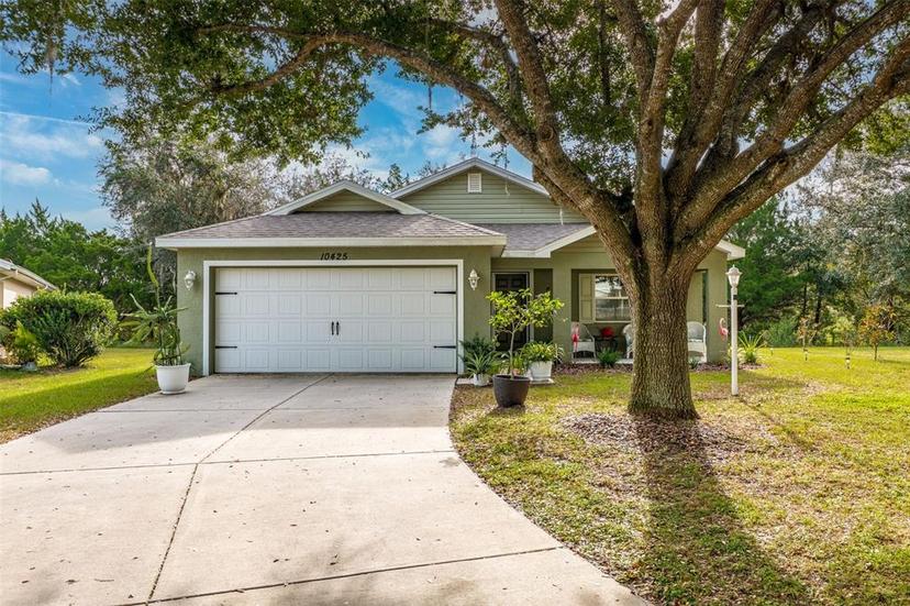 Picture of 10425 S Drew Bryant Circle, Floral City FL 34436