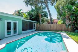 Picture of 3623 S Gardenia Avenue, Tampa, FL 33629