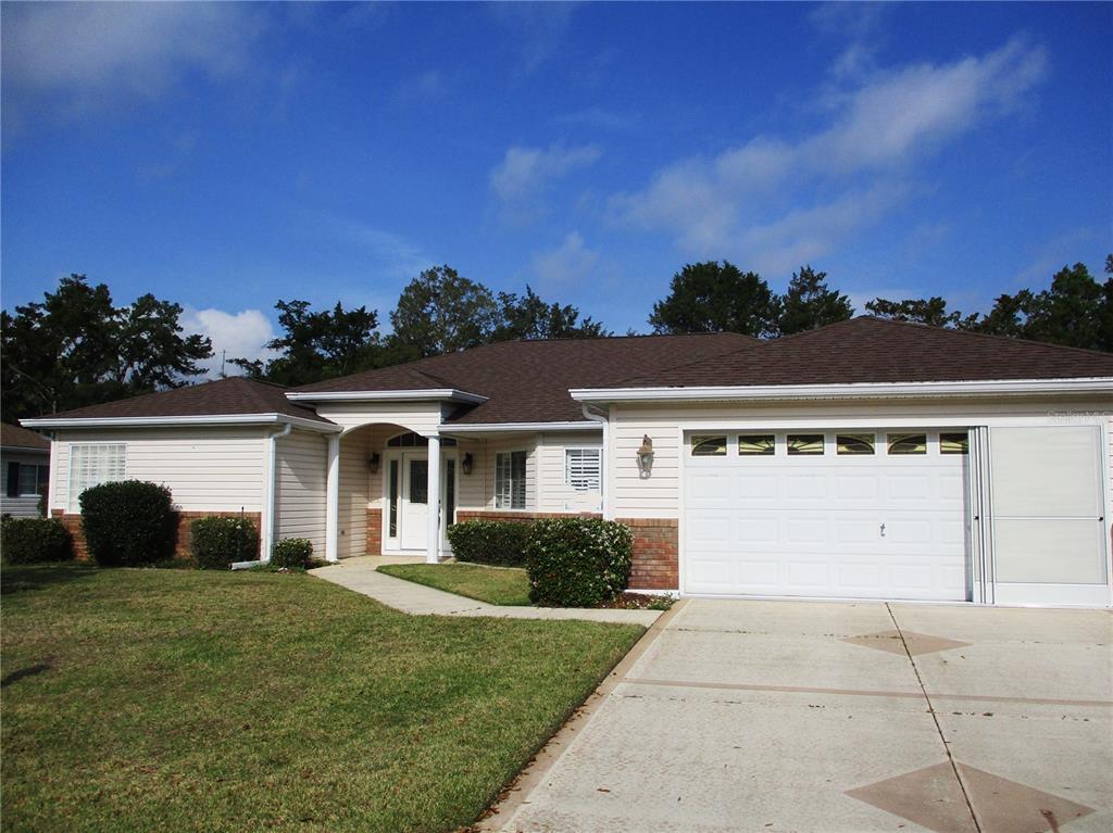 Picture of 11890 SW 137Th Loop, Dunnellon, FL 34432