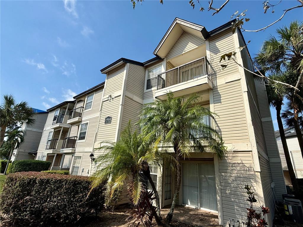 Picture of 1964 Lake Atriums Circle Unit 171, Orlando, FL 32839