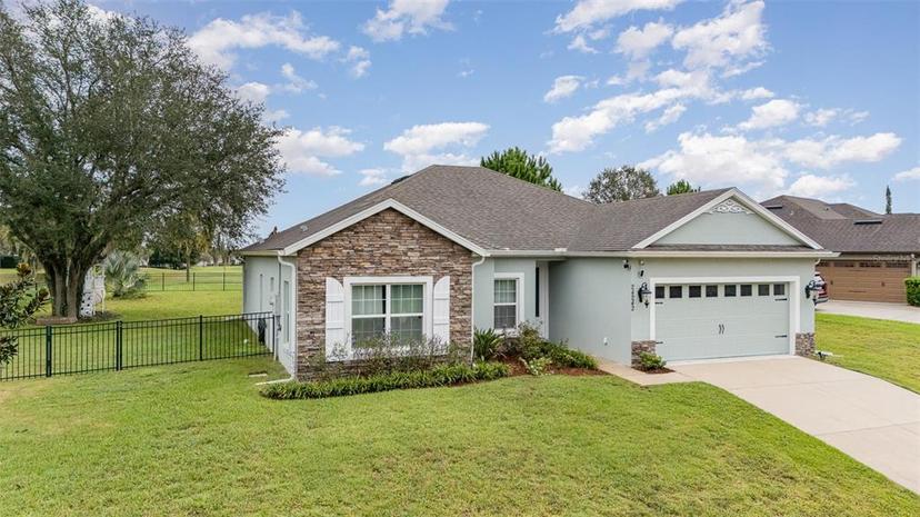 Picture of 24242 Calusa Boulevard, Eustis FL 32736