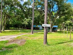 Picture of 20812 SE 51St Place, Earleton, FL 32631