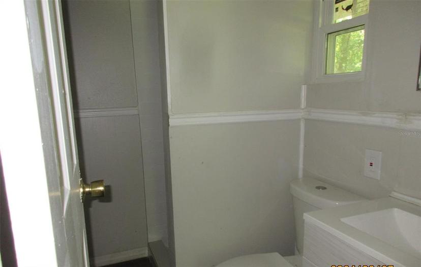 Picture of 214 W Dade Avenue, Bushnell FL 33513