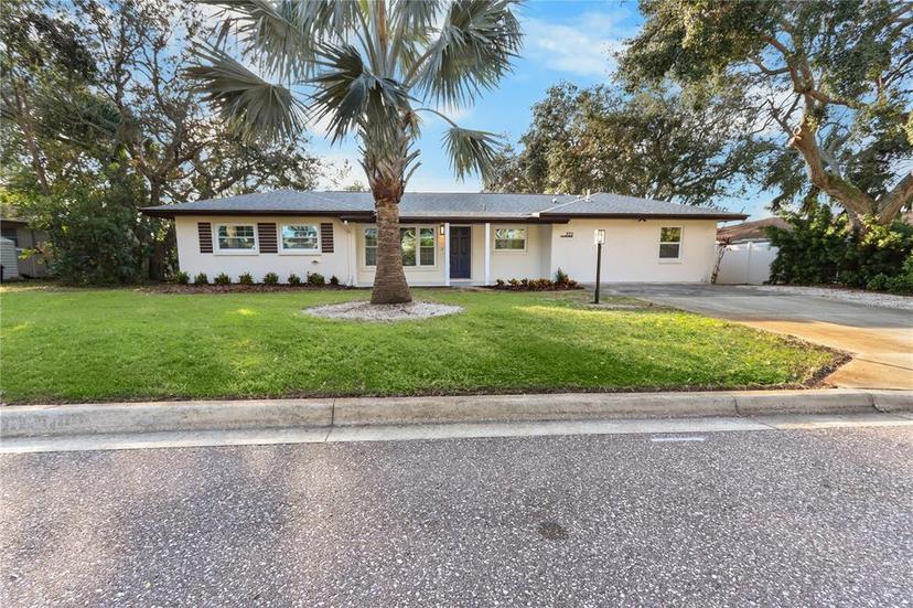 Picture of 772 Palmer Road, Belleair Bluffs FL 33770