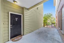 Picture of 1257 SW 9Th Road Unit 109, Gainesville, FL 32601