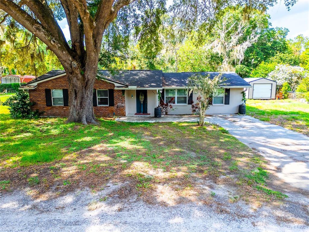 Picture of 207 Orange Drive, Lutz, FL 33548