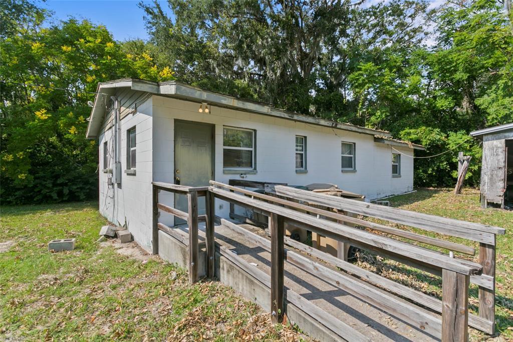 Picture of 3845 N Quarters Road, Okahumpka, FL 34762