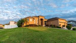 Picture of 5074 Shore Side Dr, Lakeland, FL 33812