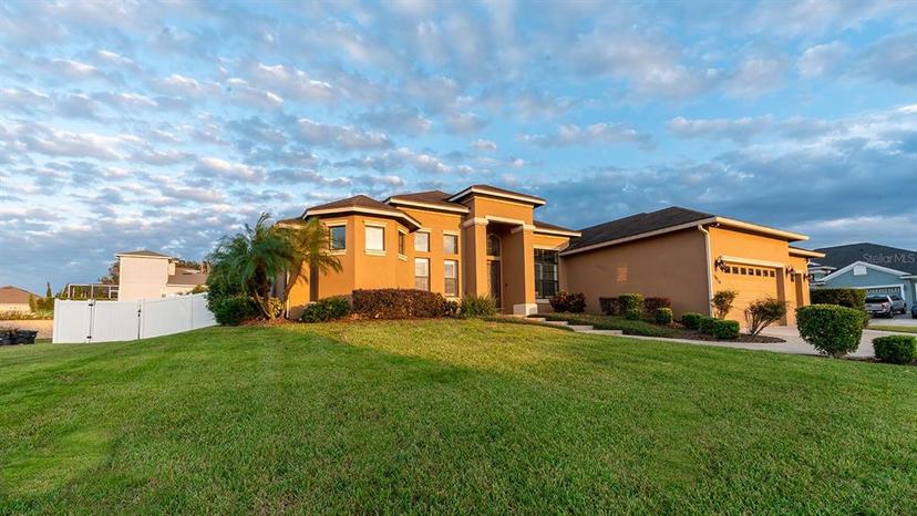 Picture of 5074 Shore Side Dr, Lakeland FL 33812