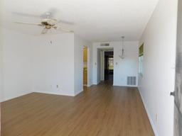 Picture of 24862 Us Highway 19 N Unit 1706, Clearwater, FL 33763