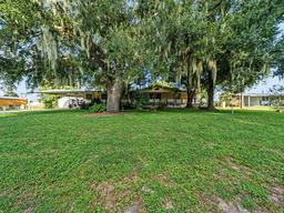 Picture of 126 Bermuda Court, Winter Haven, FL 33880