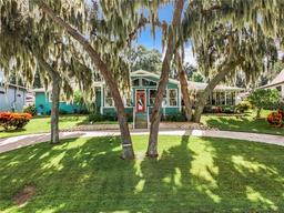 Picture of 1559 Lakeshore Drive, Eustis, FL 32726