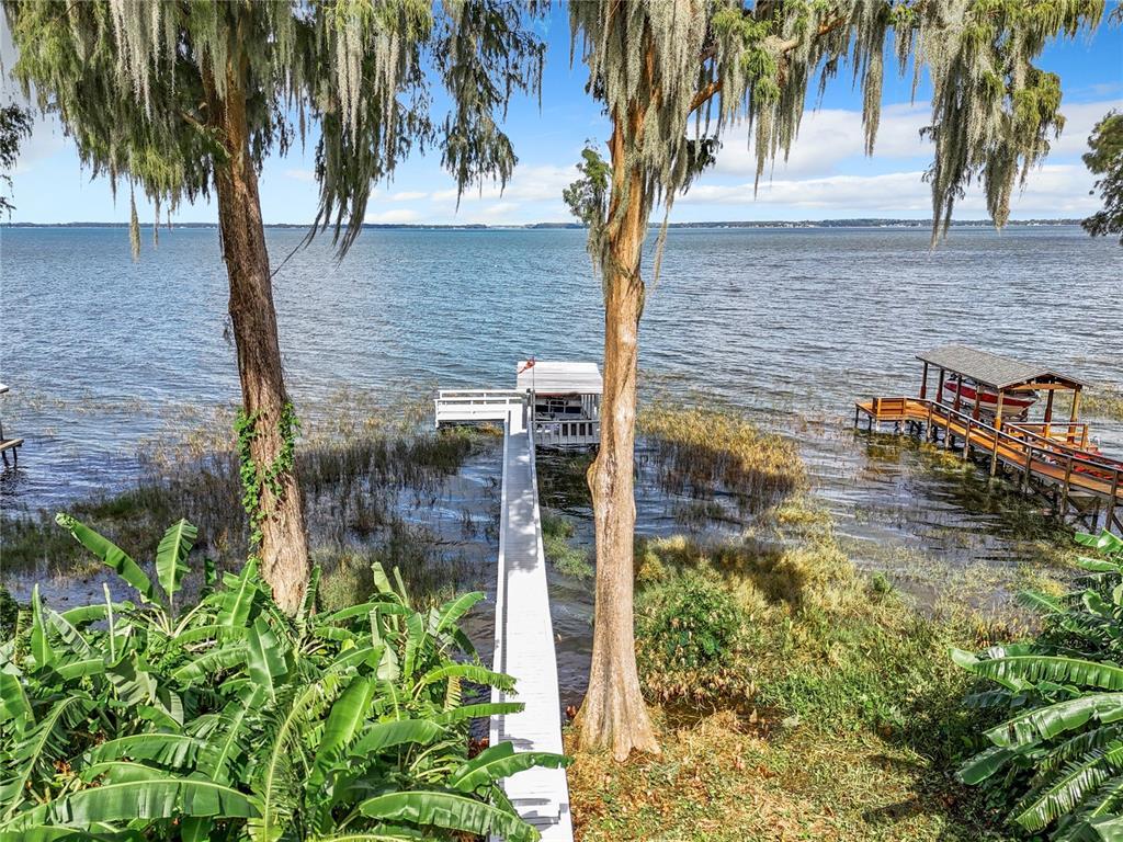 Picture of 1559 Lakeshore Drive, Eustis, FL 32726