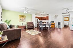 Picture of 1801 Bedford Lane Unit 27, Sun City Center, FL 33573