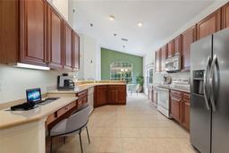 Picture of 520 Vista Oaks Way, Davenport, FL 33837