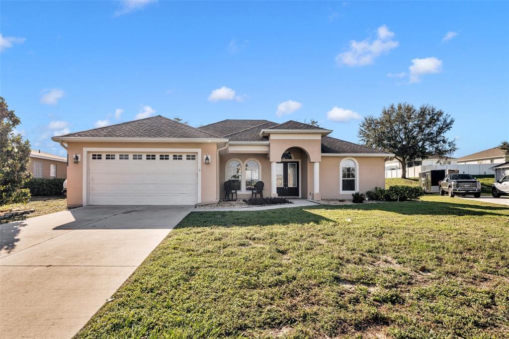 Picture of 13613 Sand Bluff Lane, Grand Island, FL 32735