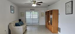 Picture of 390 301 Boulevard W Unit 8 D, Bradenton, FL 34205