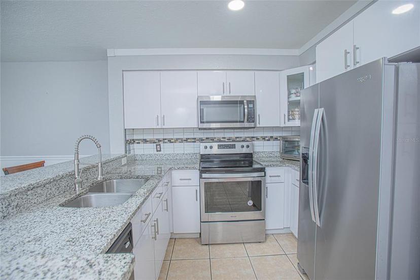 Picture of 14036 Fairway Island Drive Unit 1515, Orlando FL 32837