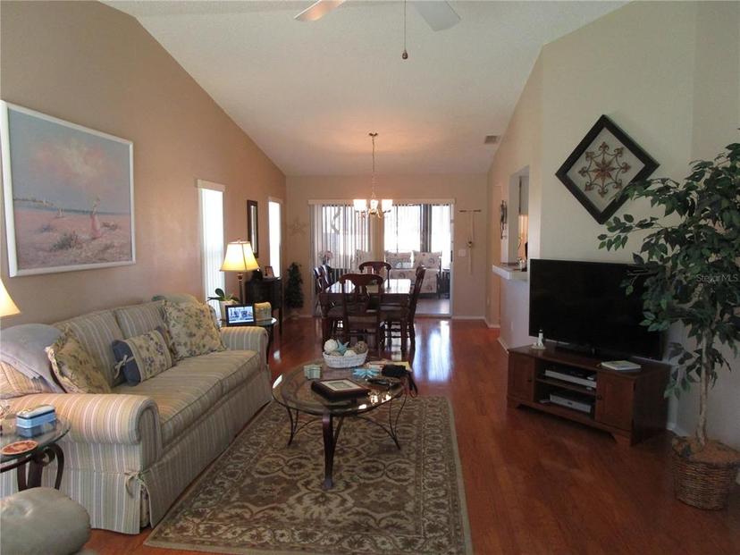 Picture of 3968 Sailmaker Lane Unit 3968, Holiday FL 34691