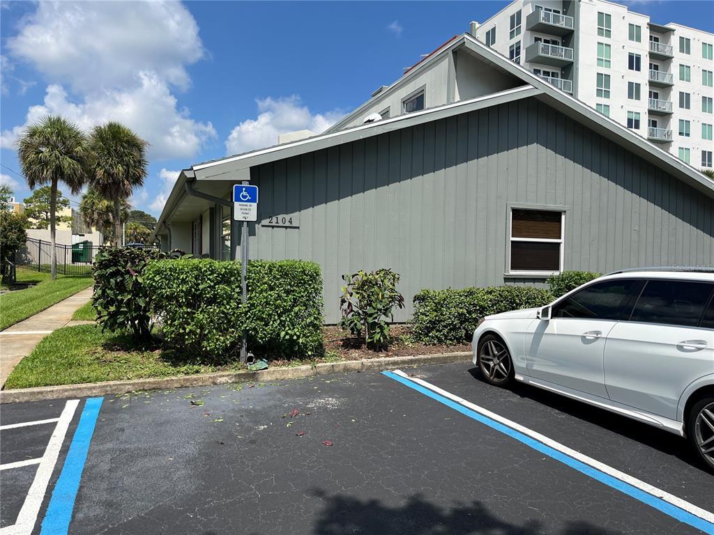 Picture of 2104 Grant Place Unit 101, Melbourne, FL 32901