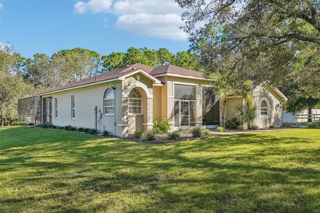 Picture of 15840 Oakcrest Circle, Brooksville, FL 34604