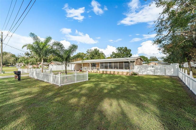 Picture of 7138 Fort King Road, Zephyrhills FL 33541