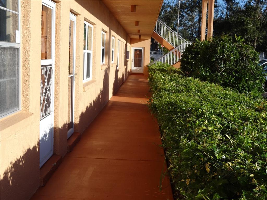 Picture of 3740 58Th Street N Unit 106, St Petersburg, FL 33710