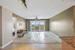 Picture of 4900 Brittany Drive S Unit 613, St Petersburg, FL 33715