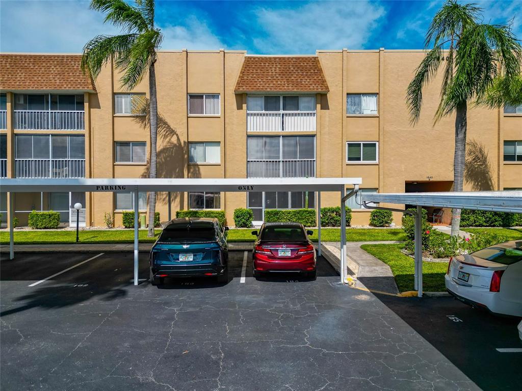 Picture of 1540 Glen Oaks Drive E Unit B134, Sarasota, FL 34232