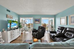 Picture of 10216 Regal Drive Unit 310, Largo, FL 33774