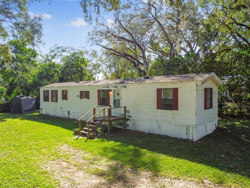 Picture of 18424 Lawrence Road, Dade City FL 33523