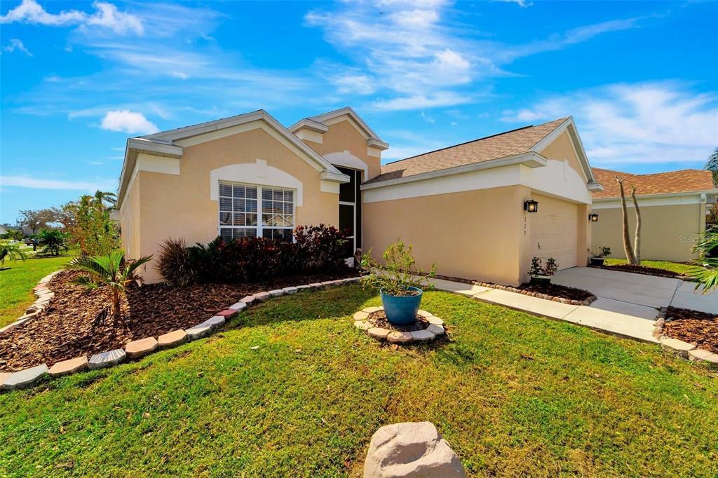 Picture of 229 Fareham Drive, Venice, FL 34293