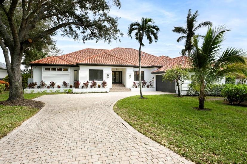 Picture of 27441 Country Club Drive, Bonita Springs FL 34134