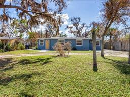 Picture of 381 E Langsner Street, Englewood, FL 34223