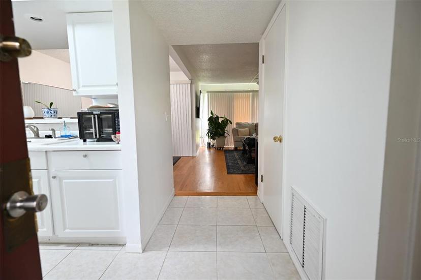 Picture of 6096 Peregrine Avenue Unit C04, Orlando FL 32819