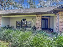 Picture of 2728 Saint Cloud Oaks Drive, Valrico, FL 33594