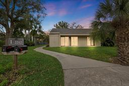 Picture of 2212 Bahia Vista Street Unit I1, Sarasota, FL 34239