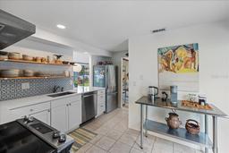 Picture of 2212 Bahia Vista Street Unit I1, Sarasota, FL 34239