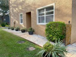 Picture of 253 Ashley Court, Dunedin, FL 34698