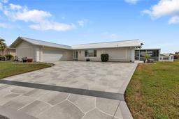 Picture of 950 Genoa Court, Punta Gorda, FL 33950