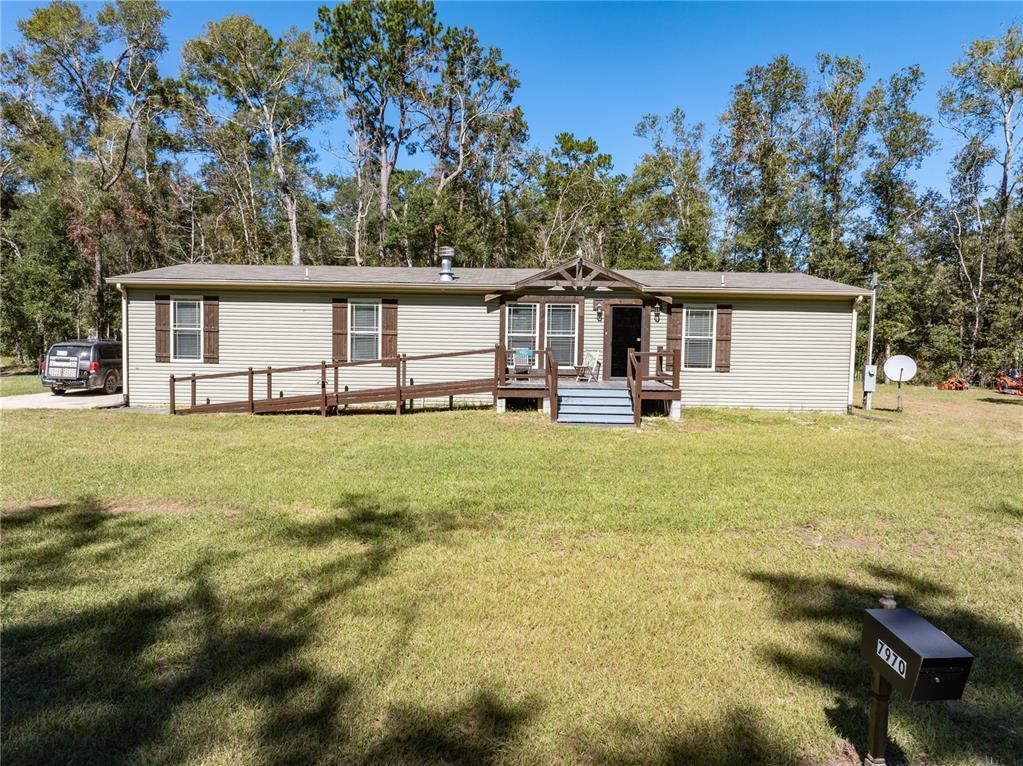 Picture of 7970 SW 14Th Place, Bell, FL 32619