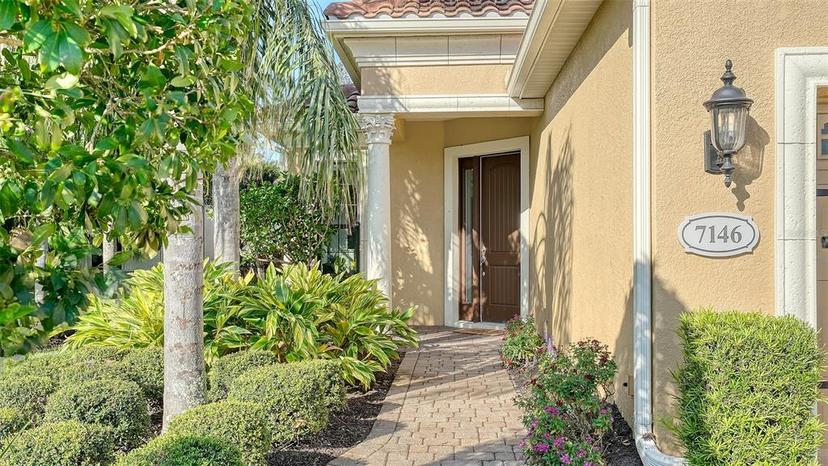 Picture of 7146 Westhill Court, Lakewood Ranch FL 34202