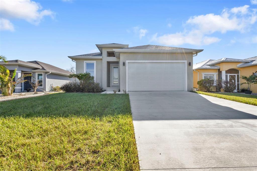 Picture of 4250 Oak Terrace Circle, Port Charlotte, FL 33953