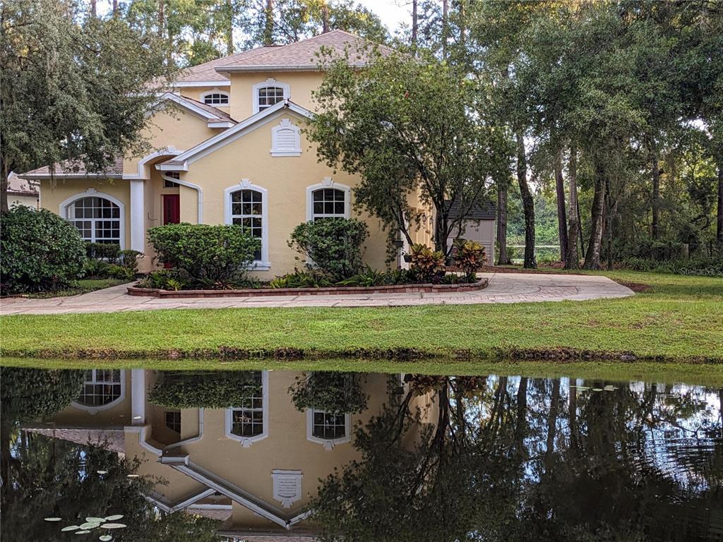 Picture of 23713 Acorn Hill Drive, Lutz, FL 33559