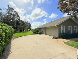 Picture of 10504 Eagles Bluff Court, Clermont, FL 34711