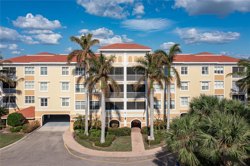 Picture of 255 WEST End Drive Unit 1210, Punta Gorda, FL 33950